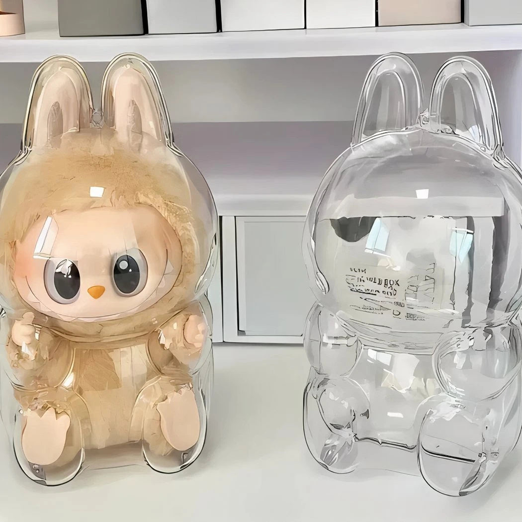 Coque protection peluche style Labubu assis