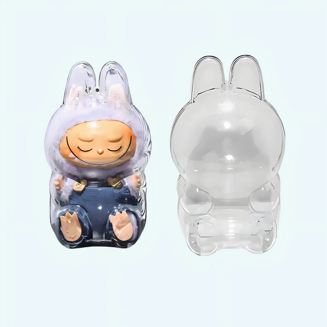 Coque protection peluche style Labubu assis