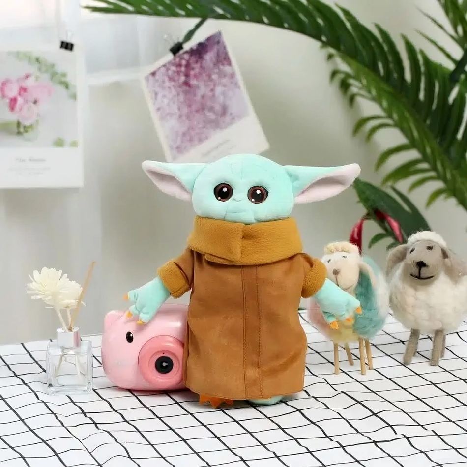 Peluche bébé Yoda La compagnie de la peluche