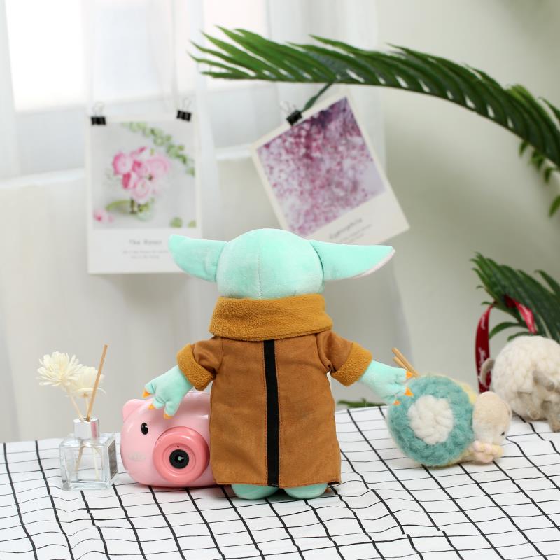 Peluche bébé Yoda La compagnie de la peluche