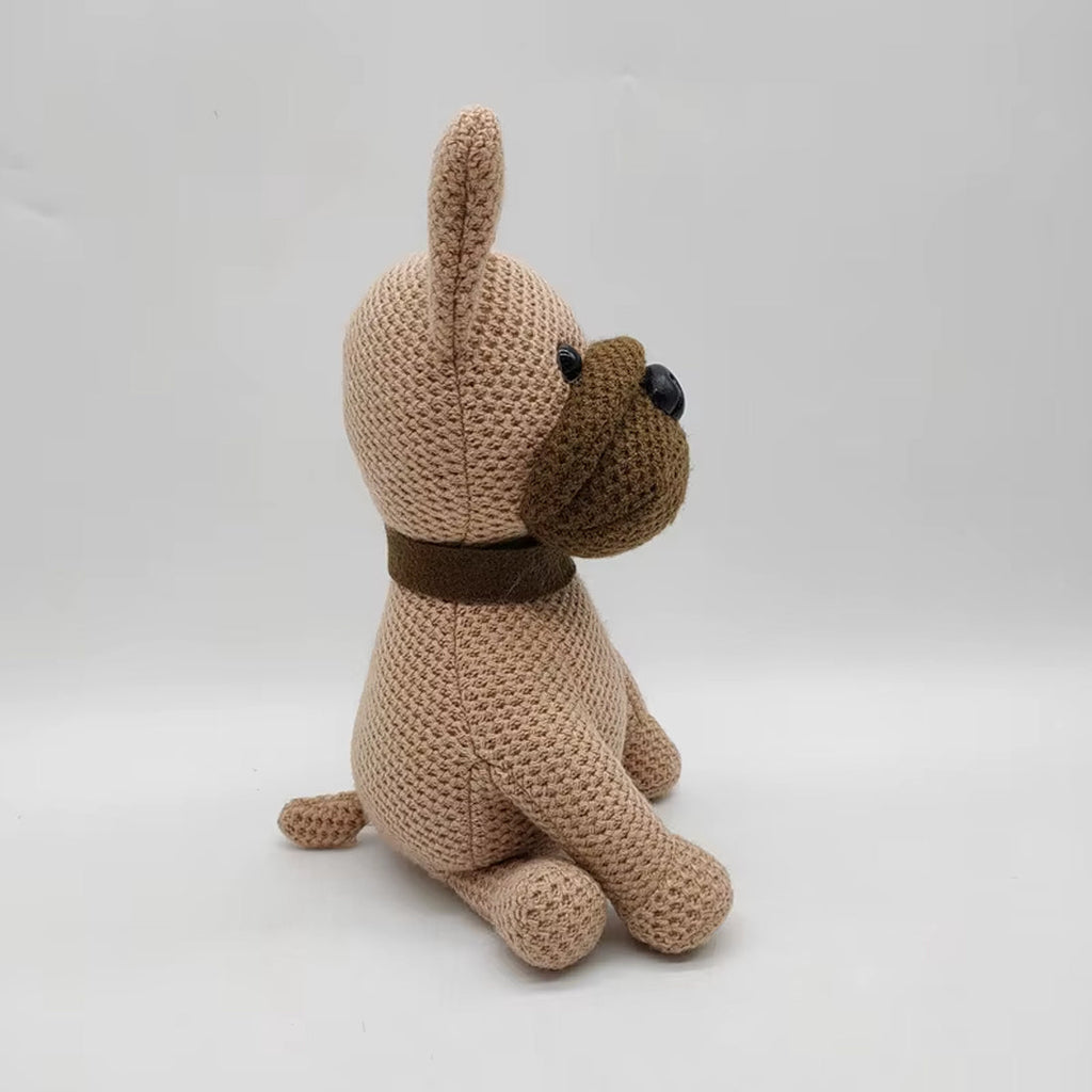 Peluche bouledogue crochet doux compagnon maison cozy La compagnie de la peluche