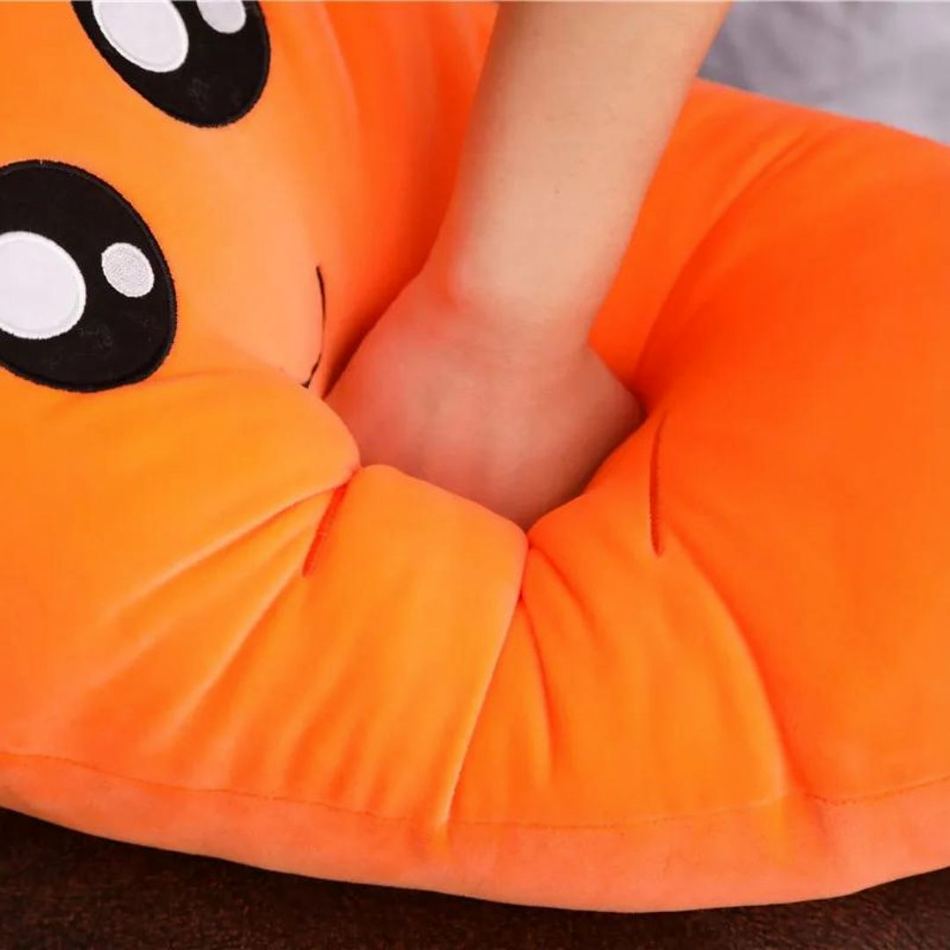 Peluche carotte géante douce timide décoration chambre La compagnie de la peluche