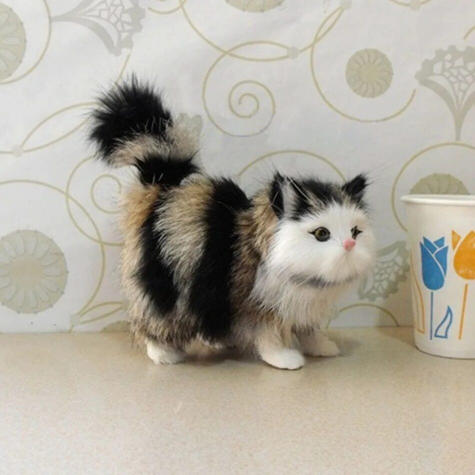 Peluche chat doux longs poils cocooning enfant Modèle 3 La compagnie de la peluche