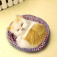 Peluche chat endormi doux câlin univers apaisant Modèle 1 La compagnie de la peluche