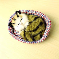 Peluche chat endormi doux câlin univers apaisant Modèle 3 La compagnie de la peluche