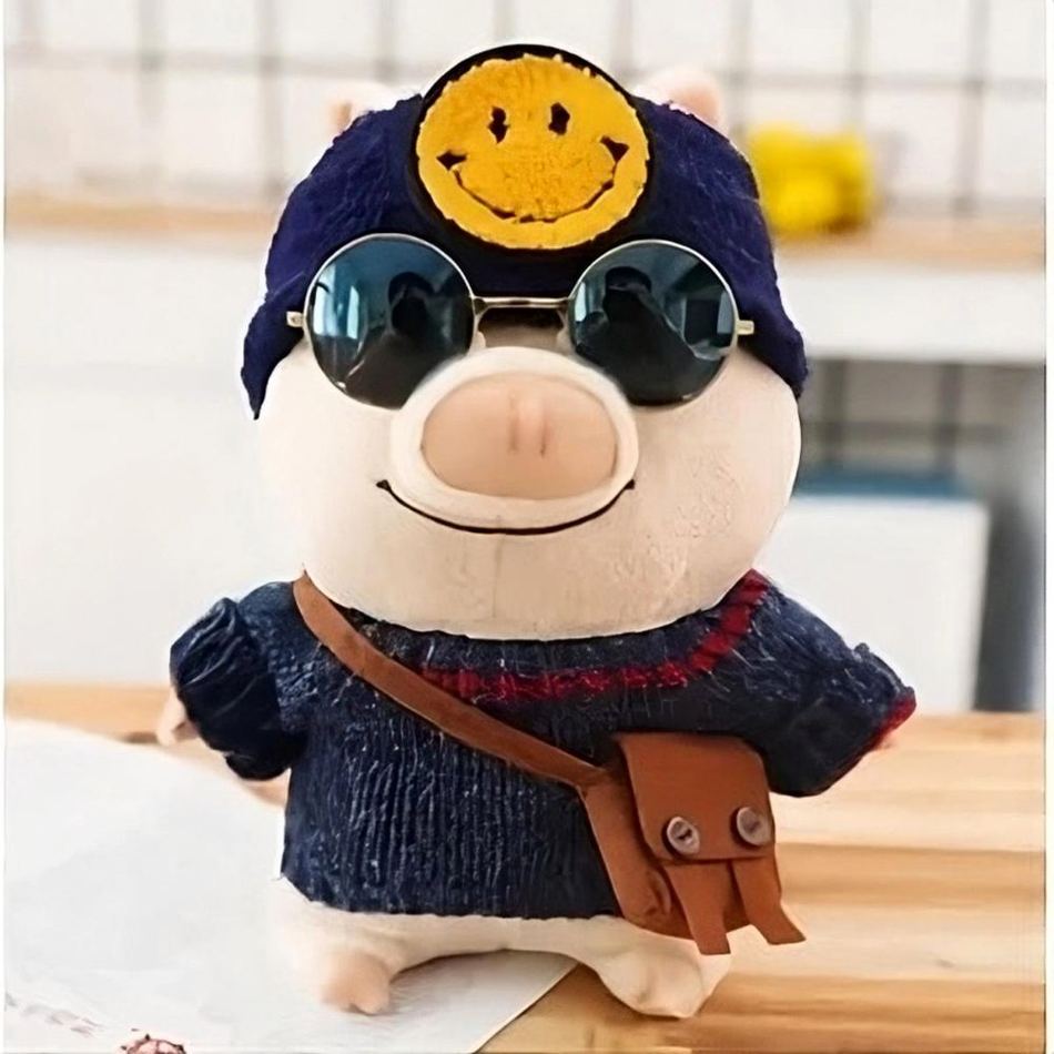 Peluche cochon bonnet smiley doux hiver enfant La compagnie de la peluche