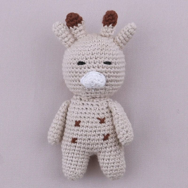 Peluche crochet girafe timide