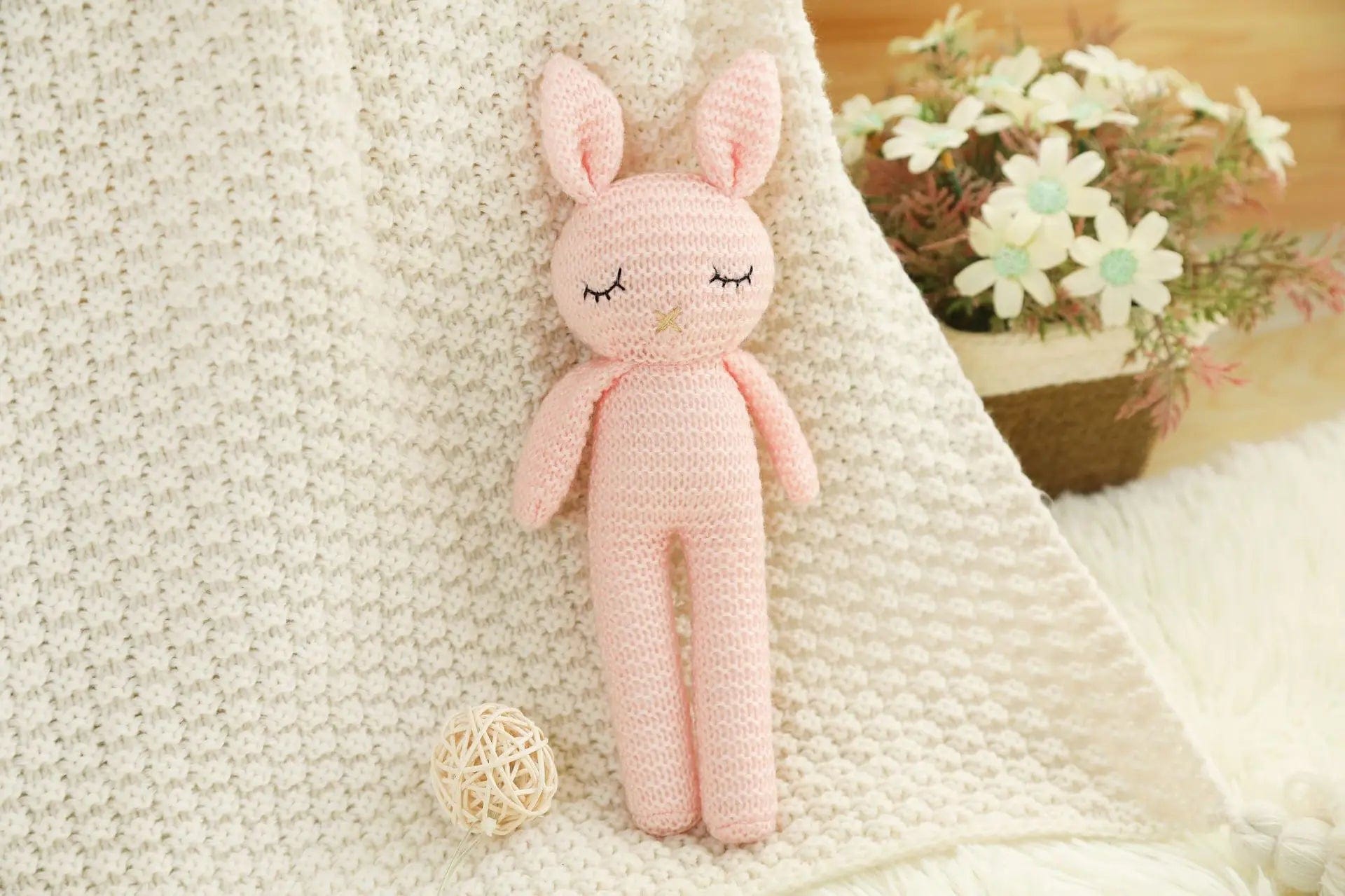 Peluche crochet lapin aux longues jambes Rose
