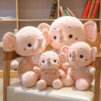 Peluche éléphant en blouse