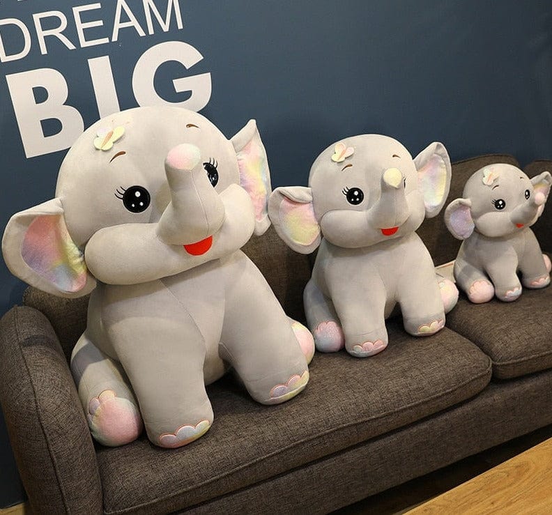 Peluche éléphant grand et mignon