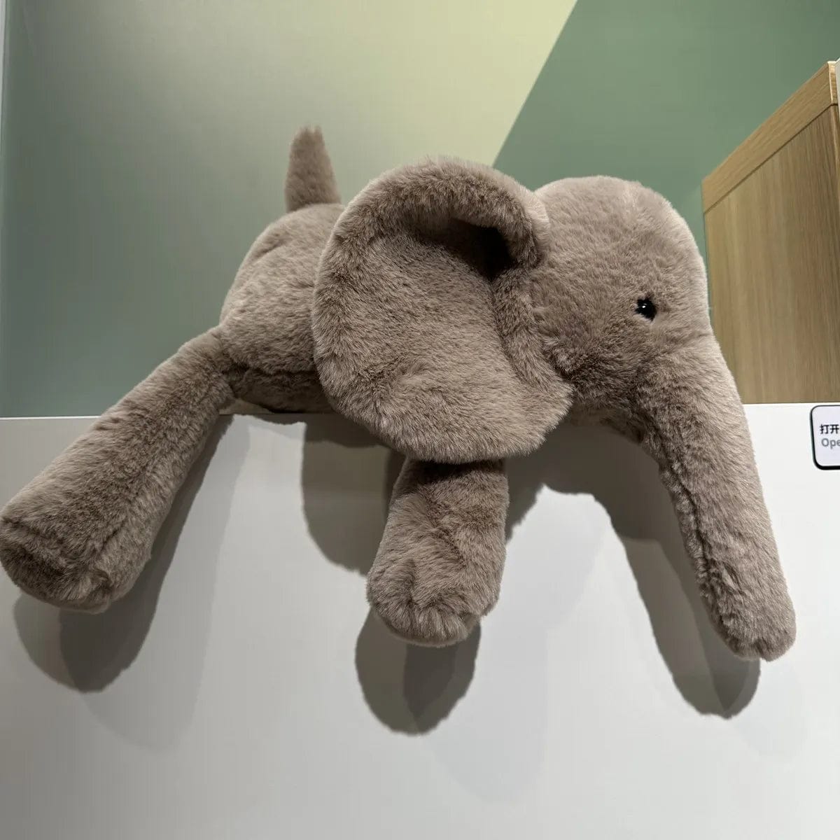 Peluche éléphant gris tout doux