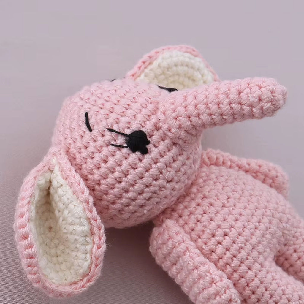 Peluche éléphant rose crochet doux enfant câlin La compagnie de la peluche