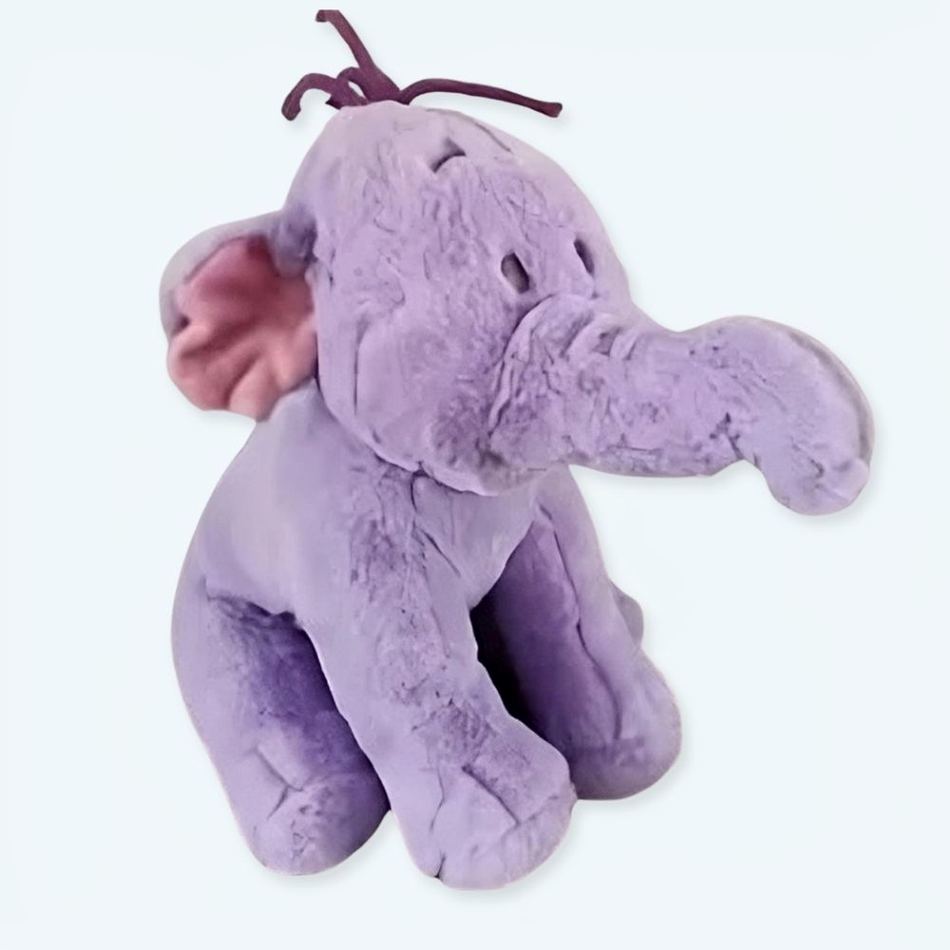 Peluche éléphant violet Disney doux câlin enfant La compagnie de la peluche