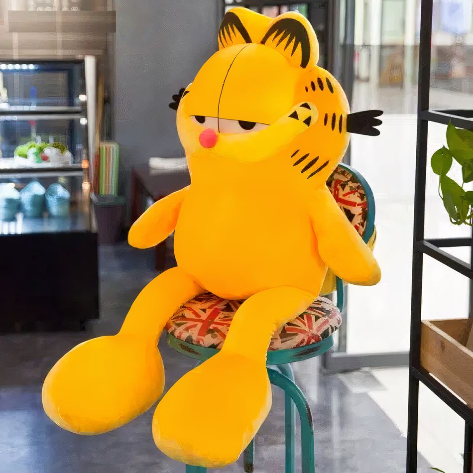 Peluche Garfield géante douce chat orange câlin cosy La compagnie de la peluche