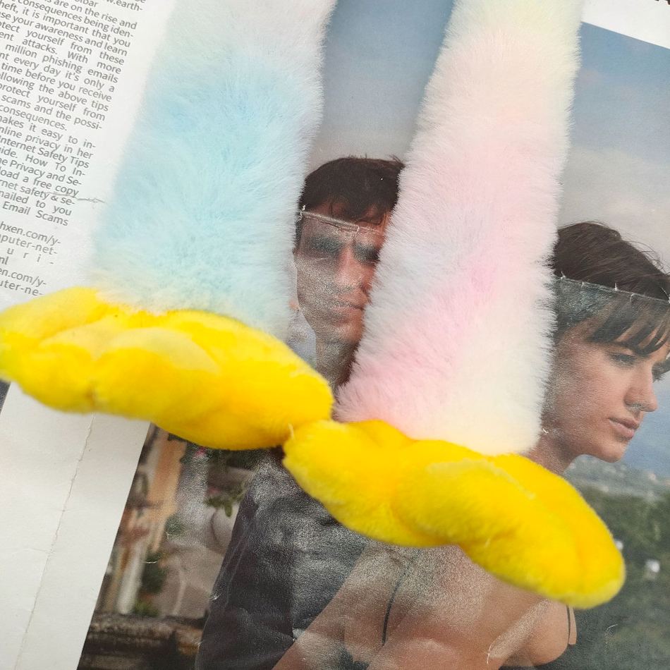 Peluche Huggy Wuggy multicolore effrayant câlin doux La compagnie de la peluche