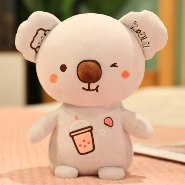 Peluche koala qui boit un bubble tea fraise 23cm (sans bubble tea)