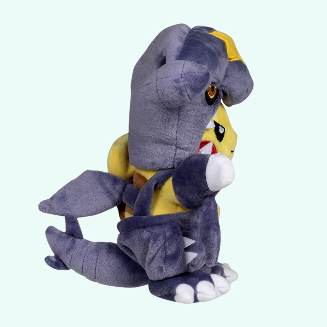 Peluche Pikachu déguisé Carchacrok adorable collection geek La compagnie de la peluche