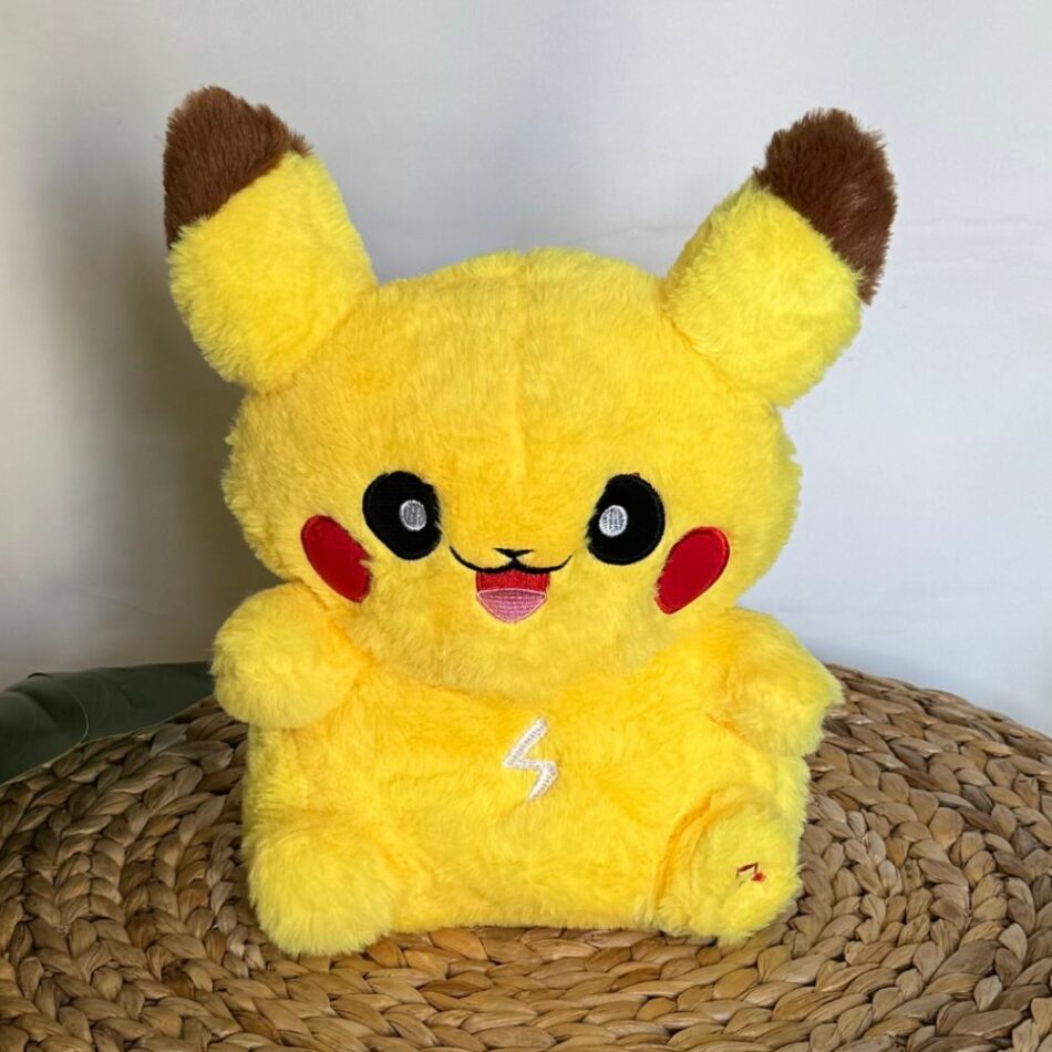 Peluche Pikachu veilleuse musicale douce et apaisante jaune La compagnie de la peluche