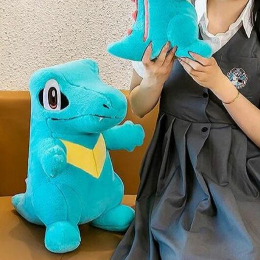 Peluche Pokémon Kaiminus doux compagnon câlin 45cm La compagnie de la peluche