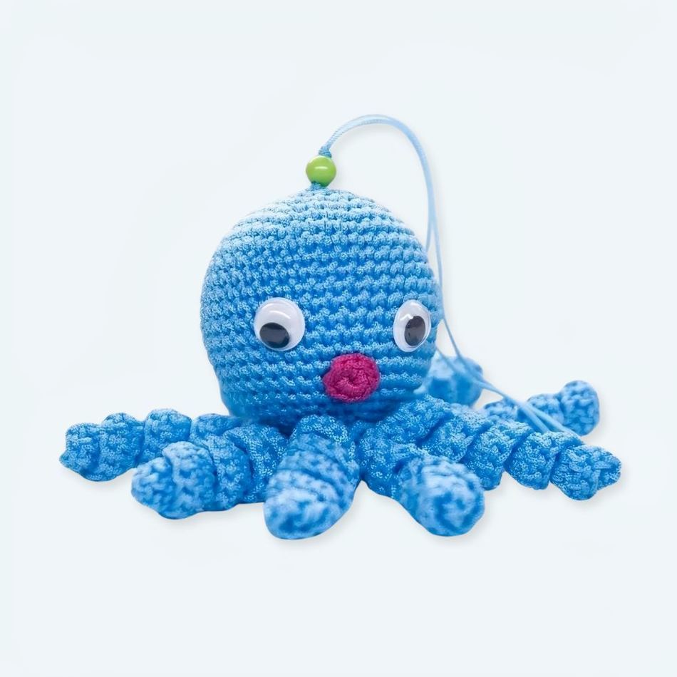 Peluche poulpe bleu enfant doux tressé câlin océan La compagnie de la peluche