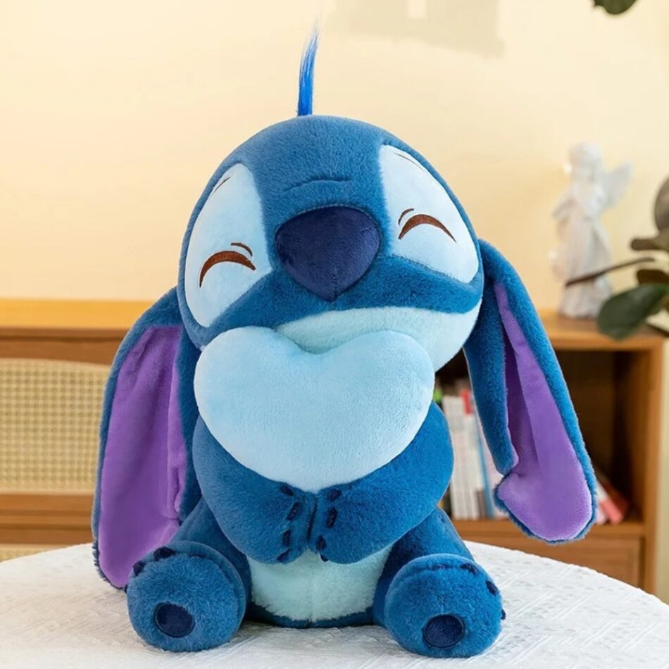 Peluche Stitch cœur tendre câlin enfant Disney doux stitch La compagnie de la peluche