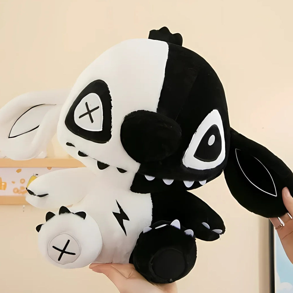 Peluche Stitch noir blanc Disney collection douce hiver La compagnie de la peluche