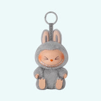 Peluche style Labubu assise velours doux
