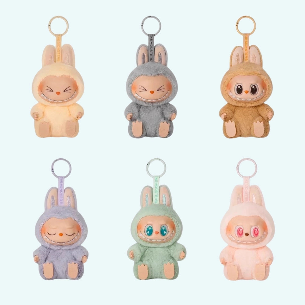 Peluche style Labubu assise velours doux