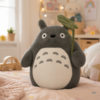Peluche Totoro moelleuse feuille lotus confort enfant La compagnie de la peluche