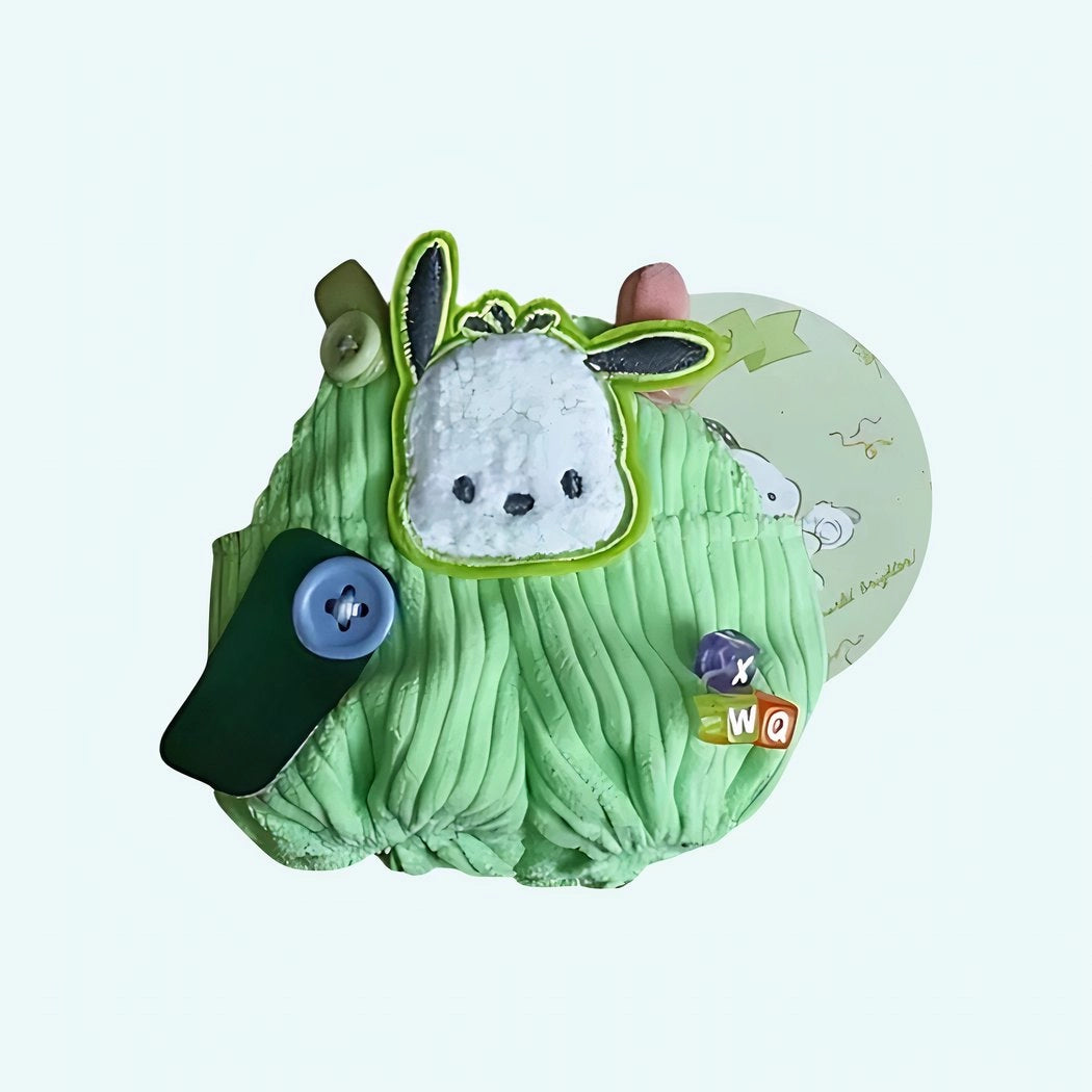 Salopette kawaii peluche type Labubu mignonne