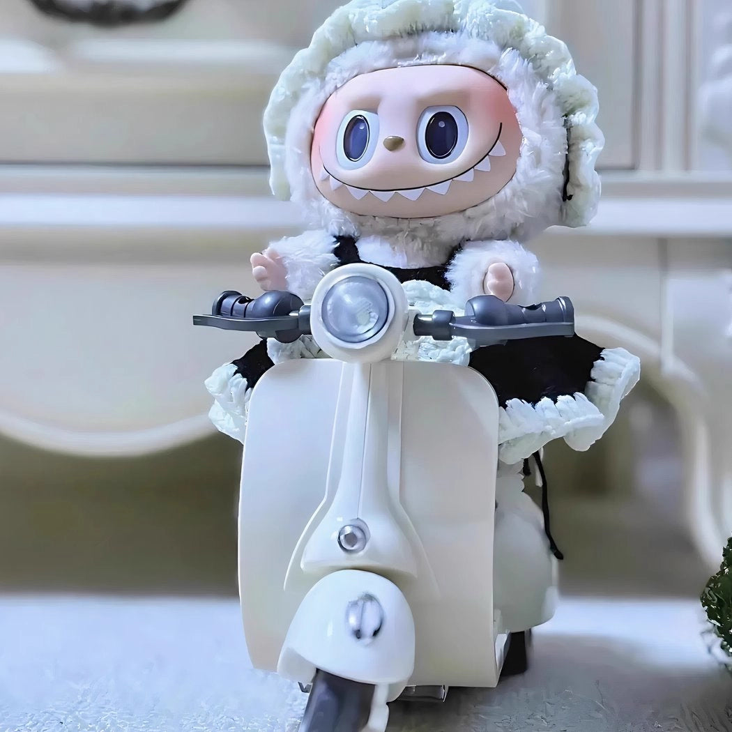 Scooter accessoire pour peluche style Labubu