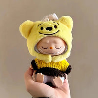 Tenue pour peluche Labubu en Winnie l’ourson 
